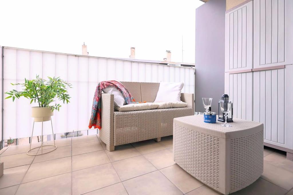 Stylish Haven: Designer Retreat Lägenhet Zagreb